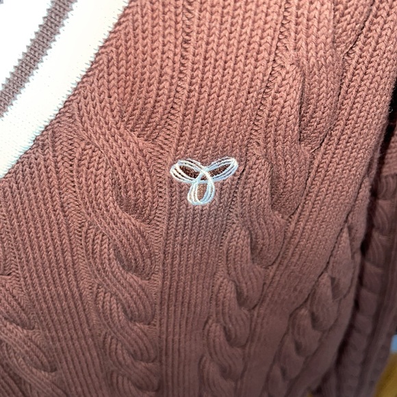Aritzia sweater - Picture 5 of 5